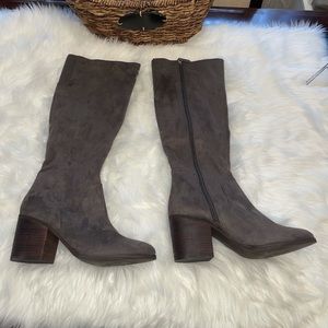 Abound Louise brown Tall Knee High Faux Suede Sz10